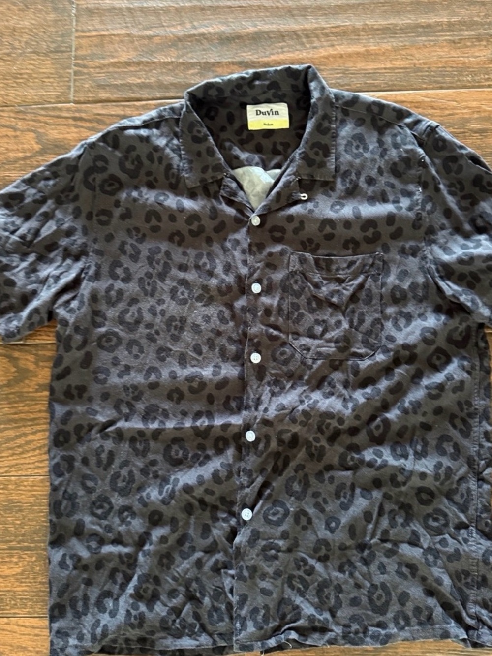 Duvin Gray Leopard-Print Short-Sleeve Shirt